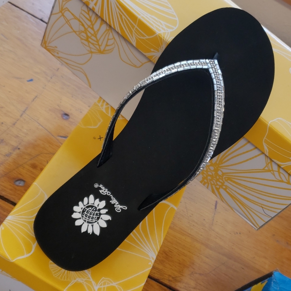 NWT Yellow Box Sandals